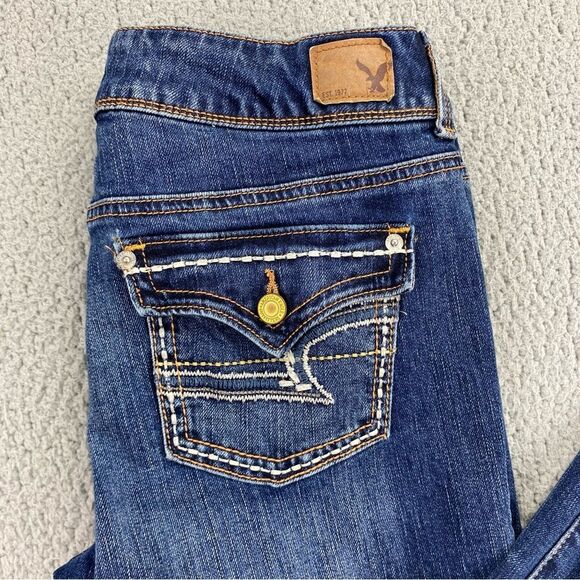 American Eagle Women's Kick Boot Back Flap Pockets Jeans  |  Size:  8 Regular - Picture 6 of 16